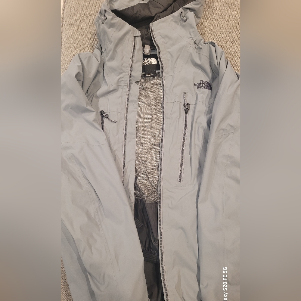 Northface gray dry vent mens M